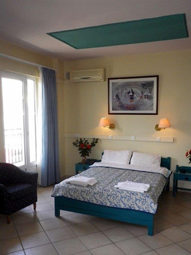 Hotel Ilios แอร์ซอนิสซอส ภายนอก รูปภาพ